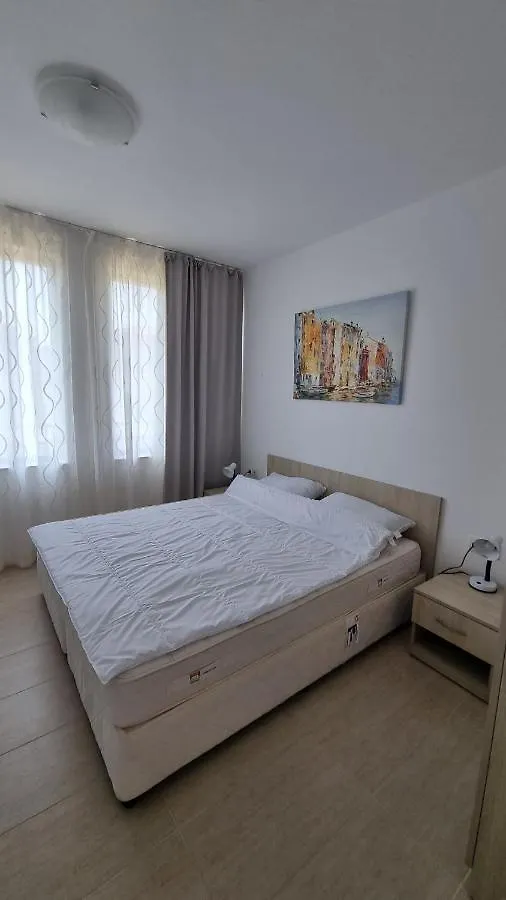 Green Life Beach Resort- Апартамент Фемили 2 소조폴 아파트